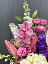 Load image into Gallery viewer, Ceramic Pot Arrangement