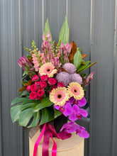 Load image into Gallery viewer, Luxe Hat Box