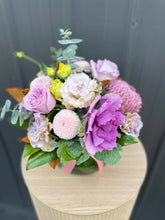 Load image into Gallery viewer, Vase Arrangements - Fish Bowl