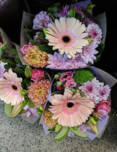 Load image into Gallery viewer, Signature Hessian Wrap Bold & Bright, Soft & Pretty, Vivid or White